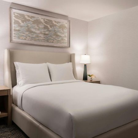 The Ritz-Carlton Residences, Waikiki Beach Hotel Honolulu Buitenkant foto