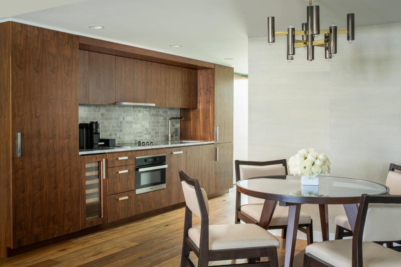 The Ritz-Carlton Residences, Waikiki Beach Hotel Honolulu Buitenkant foto